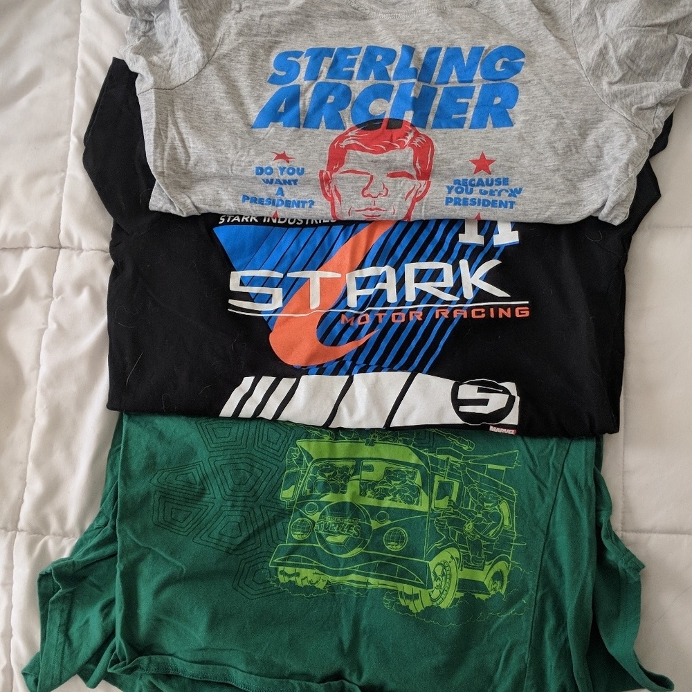 Lootcrate tshirt bundle - women's 2x